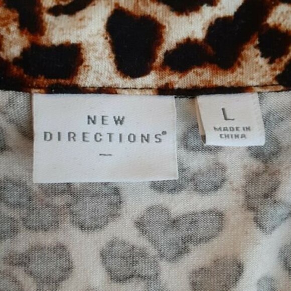 New Directions Size L Women's Leopard Print Button Up Long Ruched Sleeve - Picture 4 of 7